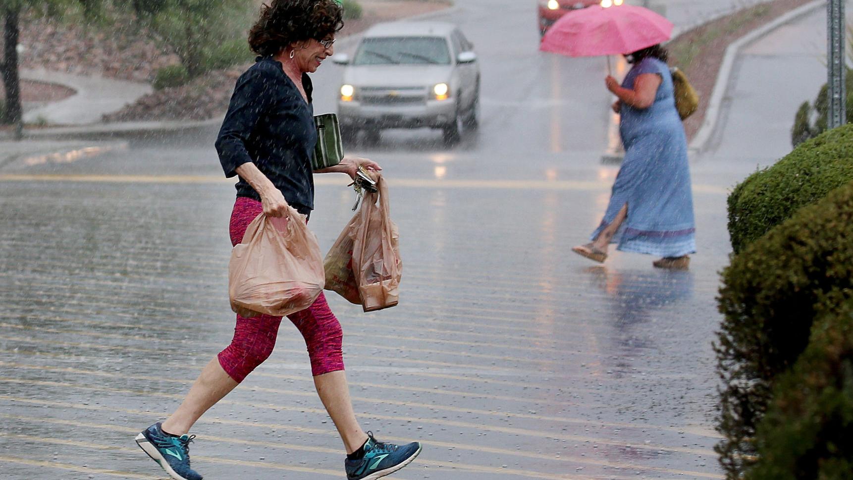 Tucson weather: Chances of rain, 80-degree temperatures